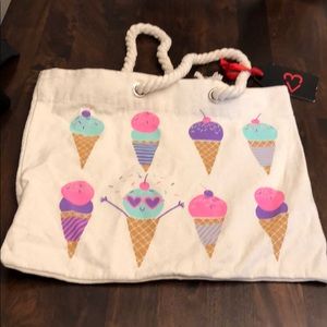 Tote bag